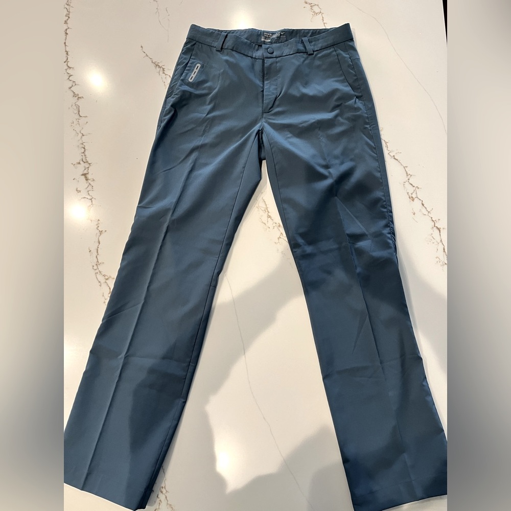 Nile dri-fit golf pants, new, never worn